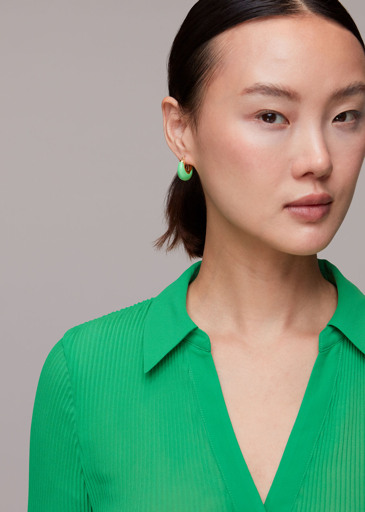Enamel Curved Earring